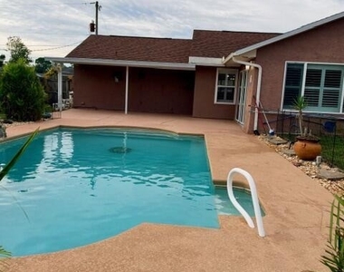 307 Lisa Road Ne - Photo Thumbnail 30
