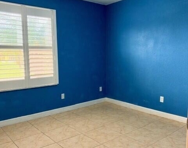 307 Lisa Road Ne - Photo Thumbnail 26