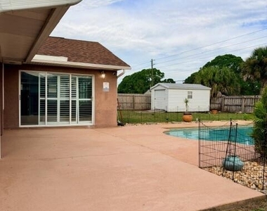 307 Lisa Road Ne - Photo Thumbnail 36