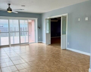 307 Lisa Road Ne - Photo Thumbnail 18