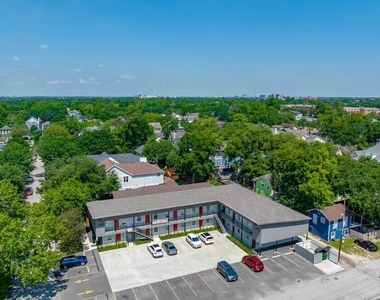 645 E 11th 1/2 Street - Photo Thumbnail 8