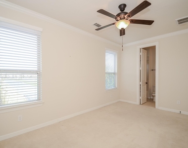 13216 Dartmoor Terrace Drive - Photo Thumbnail 23