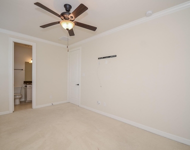 13216 Dartmoor Terrace Drive - Photo Thumbnail 24
