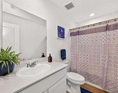 22476 Douglas Court - Photo Thumbnail 9