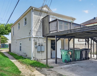 210 W 13th Street - Photo Thumbnail 2