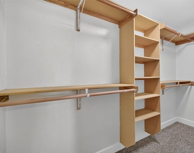 210 W 13th Street - Photo Thumbnail 26