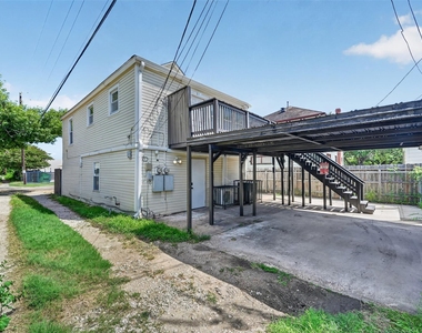 210 W 13th Street - Photo Thumbnail 31