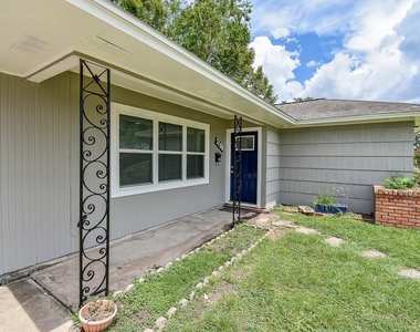 7406 Schiller Street - Photo Thumbnail 2
