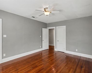5121 Polk Street - Photo Thumbnail 2