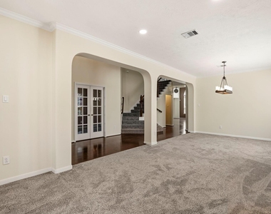 3023 London Lane - Photo Thumbnail 10