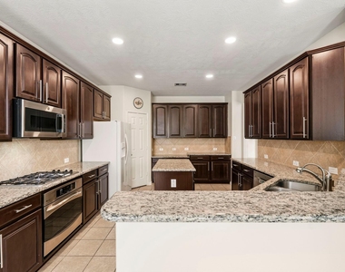 3023 London Lane - Photo Thumbnail 15
