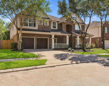 3023 London Lane - Photo Thumbnail 2
