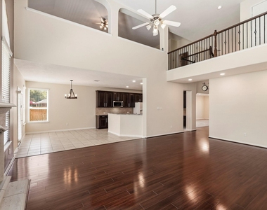3023 London Lane - Photo Thumbnail 24