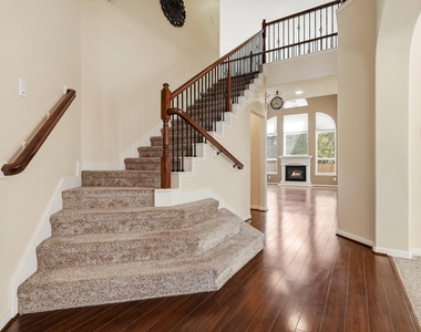 3023 London Lane - Photo Thumbnail 7