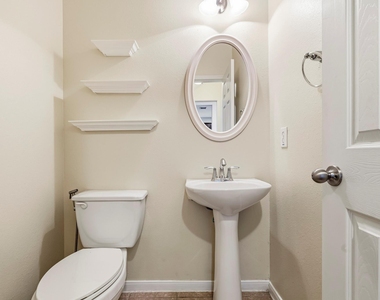 3023 London Lane - Photo Thumbnail 41