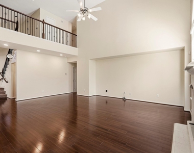 3023 London Lane - Photo Thumbnail 25