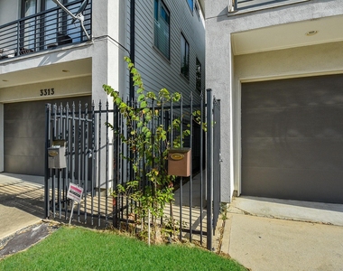3315 Cline Street - Photo Thumbnail 2