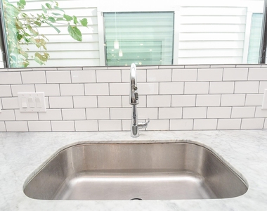 3315 Cline Street - Photo Thumbnail 21