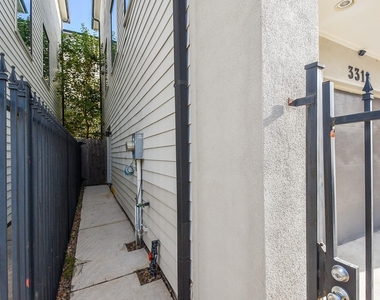 3315 Cline Street - Photo Thumbnail 3