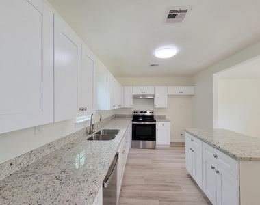 725 Cahill Road - Photo Thumbnail 7