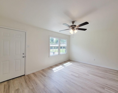 725 Cahill Road - Photo Thumbnail 3