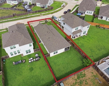 5315 Brooklyn Rose Drive - Photo Thumbnail 10