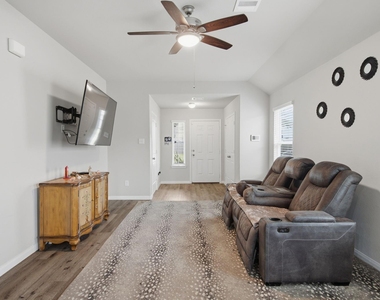 5315 Brooklyn Rose Drive - Photo Thumbnail 2