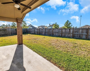 3207 Gibbons Crest Lane - Photo Thumbnail 37
