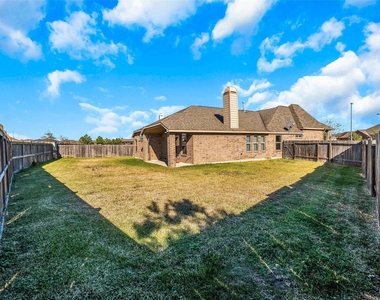 3207 Gibbons Crest Lane - Photo Thumbnail 40