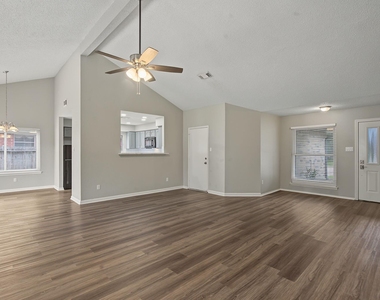 8406 Woodland Willows Drive - Photo Thumbnail 9