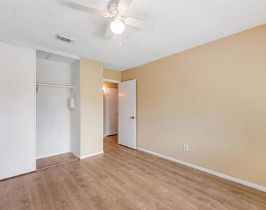 6315 Cattails Lane - Photo Thumbnail 26