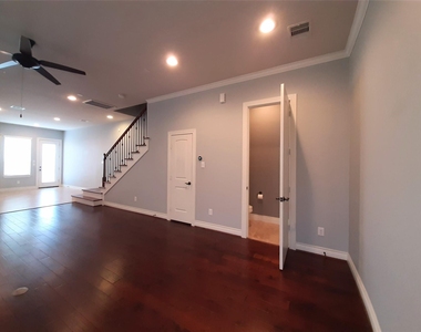 1520 Nashua Street - Photo Thumbnail 2