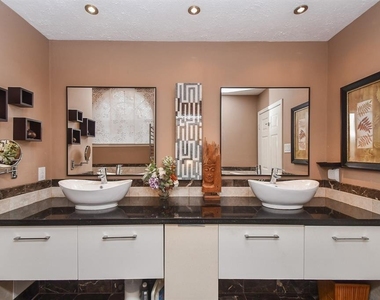 7103 Adobe Meadows Court - Photo Thumbnail 24