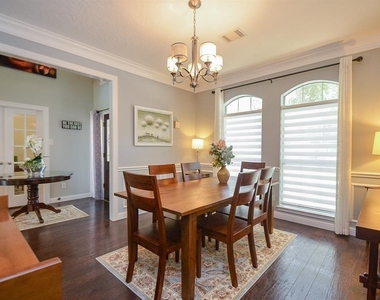 7103 Adobe Meadows Court - Photo Thumbnail 10