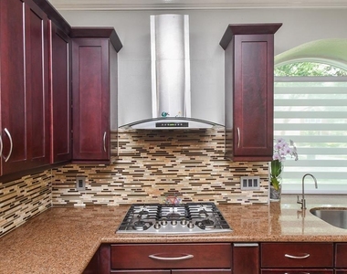 7103 Adobe Meadows Court - Photo Thumbnail 15