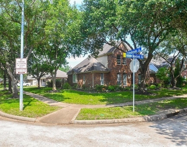 7103 Adobe Meadows Court - Photo Thumbnail 40