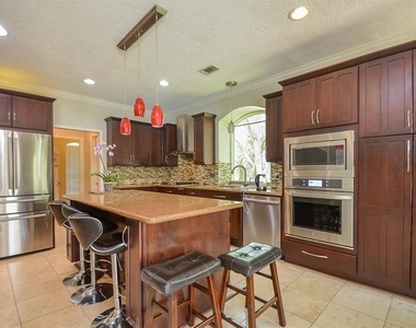 7103 Adobe Meadows Court - Photo Thumbnail 14