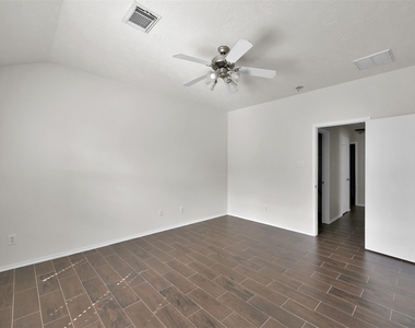 11510 Harbour Lake Court - Photo Thumbnail 23