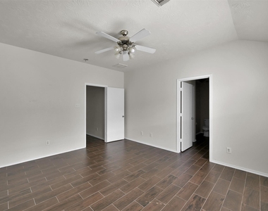 11510 Harbour Lake Court - Photo Thumbnail 22