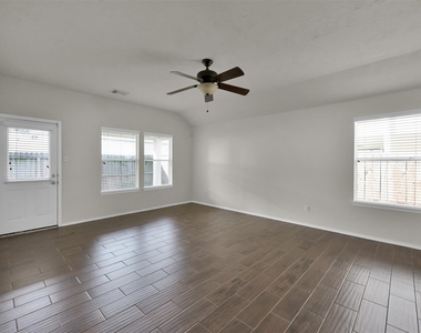 11510 Harbour Lake Court - Photo Thumbnail 11
