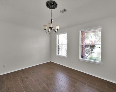 11510 Harbour Lake Court - Photo Thumbnail 4