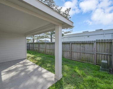 11510 Harbour Lake Court - Photo Thumbnail 25