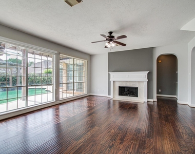 1311 Hopkins Park Drive - Photo Thumbnail 8