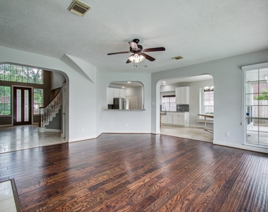 1311 Hopkins Park Drive - Photo Thumbnail 9