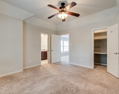 1311 Hopkins Park Drive - Photo Thumbnail 36