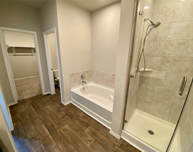 13832 Rock Island Trail - Photo Thumbnail 17