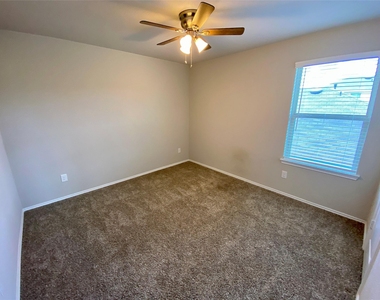 13832 Rock Island Trail - Photo Thumbnail 25