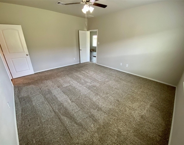 13832 Rock Island Trail - Photo Thumbnail 15