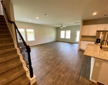 13832 Rock Island Trail - Photo Thumbnail 9