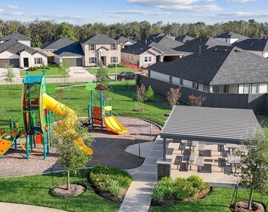 2815 Magnolia Blossom Lane - Photo Thumbnail 21